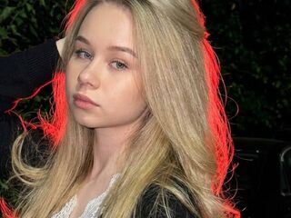 hot cam girl masturbating with vibrator FernandaUziel