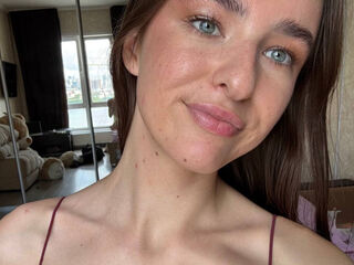 camgirl chatroom GingerWareham
