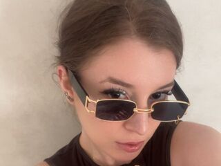 naked cam HeleneBrutger