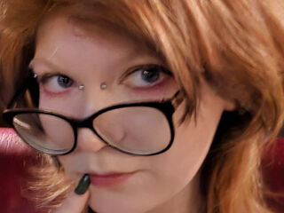 girl fingering pussy InezHiefnar