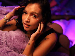 cam whore livesex IsabellaMontier