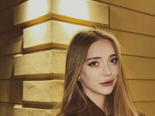 camslut naked IvaBusack