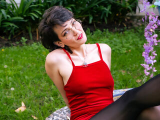 hot strip tease web cam IveteDurand