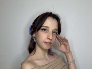free video chat room IvyLewis