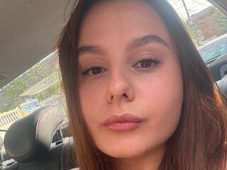 camgirl fingering bald pussy JaynePencil