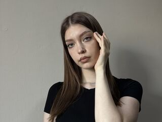 cam girl cam JennetteLefter