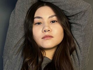 camgirl showing tits JuneHodnefield