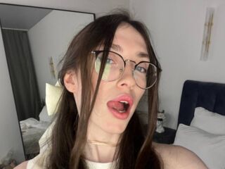 shaved pussy cam KatyDorni