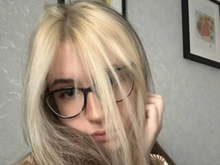 cam girl chat KiraRihand