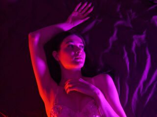 camgirl masturbating with sextoy KsaRina