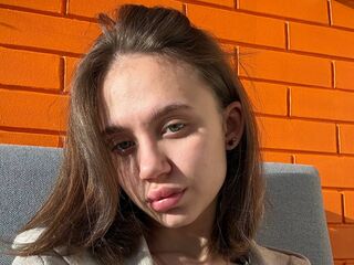Kinky webcam girl KylieCutler