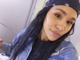 beautiful webcamgirl KynSmith
