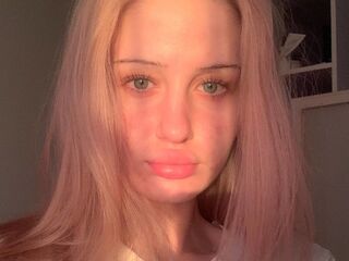 girl porn web cam KyungMikes