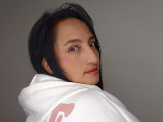 streaming live webcam LauraYoselin