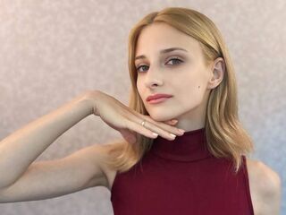adult livecam LaurettaBranford