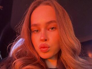 kinky webcam picture LeoneTanton
