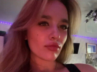 camgirl webcam pic LieselotteJetter