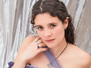 free webcam chatroom LiiaCrowns