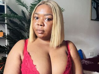 live webcam model LilianLeo