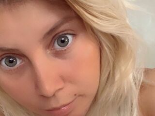 hot video chat LittleSary