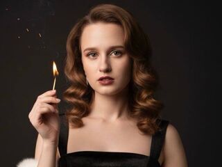 sexy camgirl LolaCoresh