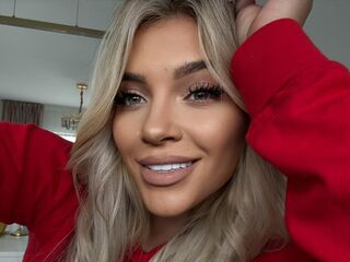 naughty cam girl LorennaRyan