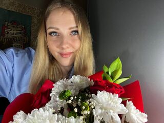 hot camslut LusiAime