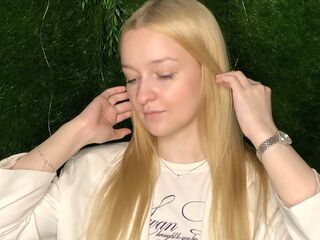 extreme webcam MadalineStehlik