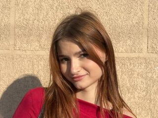 chatslut MadelynWealer