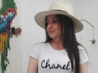 fingering camwhore MarthaFran