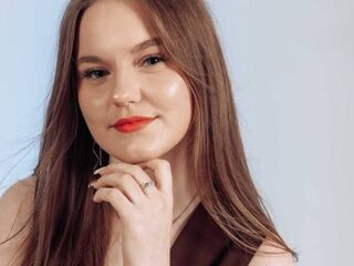 beautiful girl MaryamOropesa