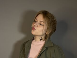naked girl with live cam fingering MaxineHaines