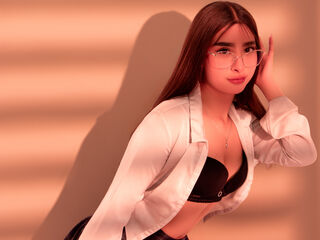 camwhore MelanyBloom