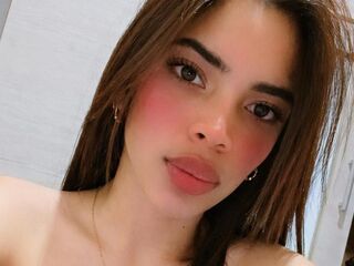 bedroom livecam MeliSommers