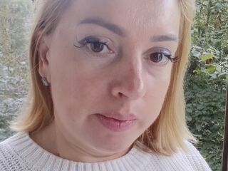 jasmin live show MiaBloomie