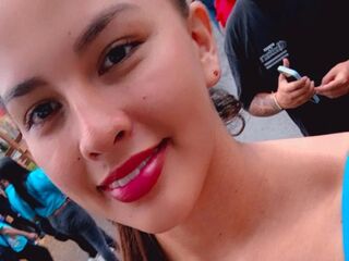 naked camgirl picture MiaRosele