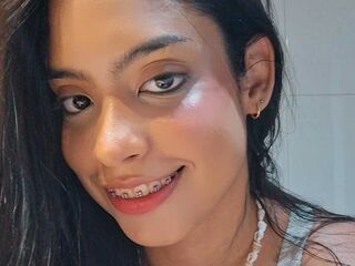 nude webcamgirl MilaRibeiro