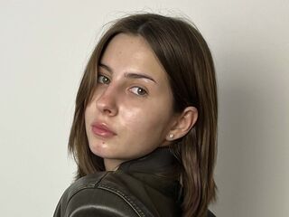 masturbating camgirl MollySodisia
