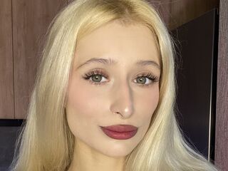 girl webcam naked MonicaBarbies