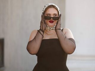 camgirl showing pussy MonicaVivaldi