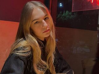 chat room live webcam NellMocarski