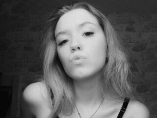 naughty camgirl OdelindaColburn