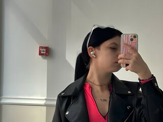 webcam bitch chatroom PeaceHeming