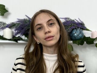 naughty cam girl QuennaGammell