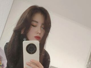 strip tease RaeannReimmer