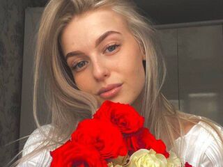 camwhore shaved pussy SamantaKittie