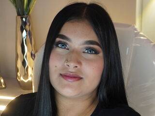 live chatroom SamantaVoss