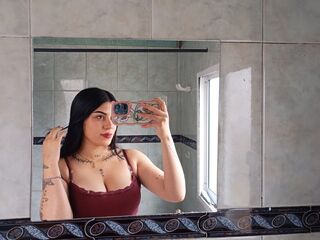 naked camgirl masturbating with dildo SamaraCastellano