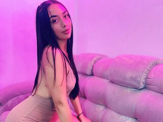 naked webcamgirl SaraZack