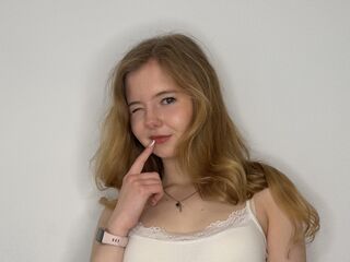 hot cam girl spreading pussy SheridanHourani
